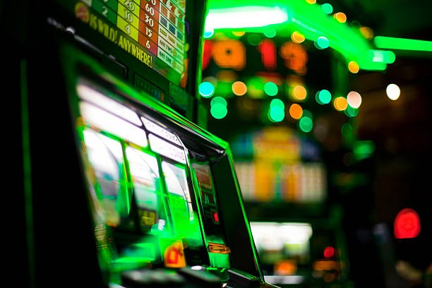 Live-dealer blackjack and roulette tables on fufu4d platform